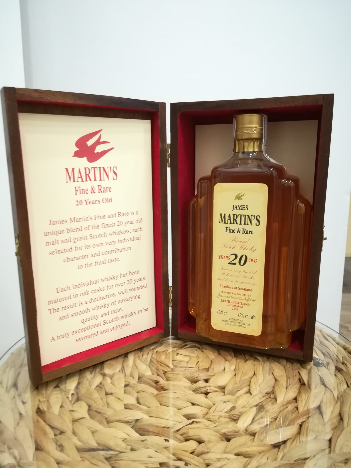 james-martins-20-anos-selado-em-caixa-madeira